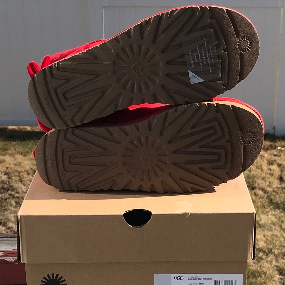 UGG Mini Bailey Bow II Velvet Ribbon - Picture 5 of 8